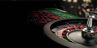 Tampilan game show kasino live jalu43 dengan host energik dan jackpot berlipat
